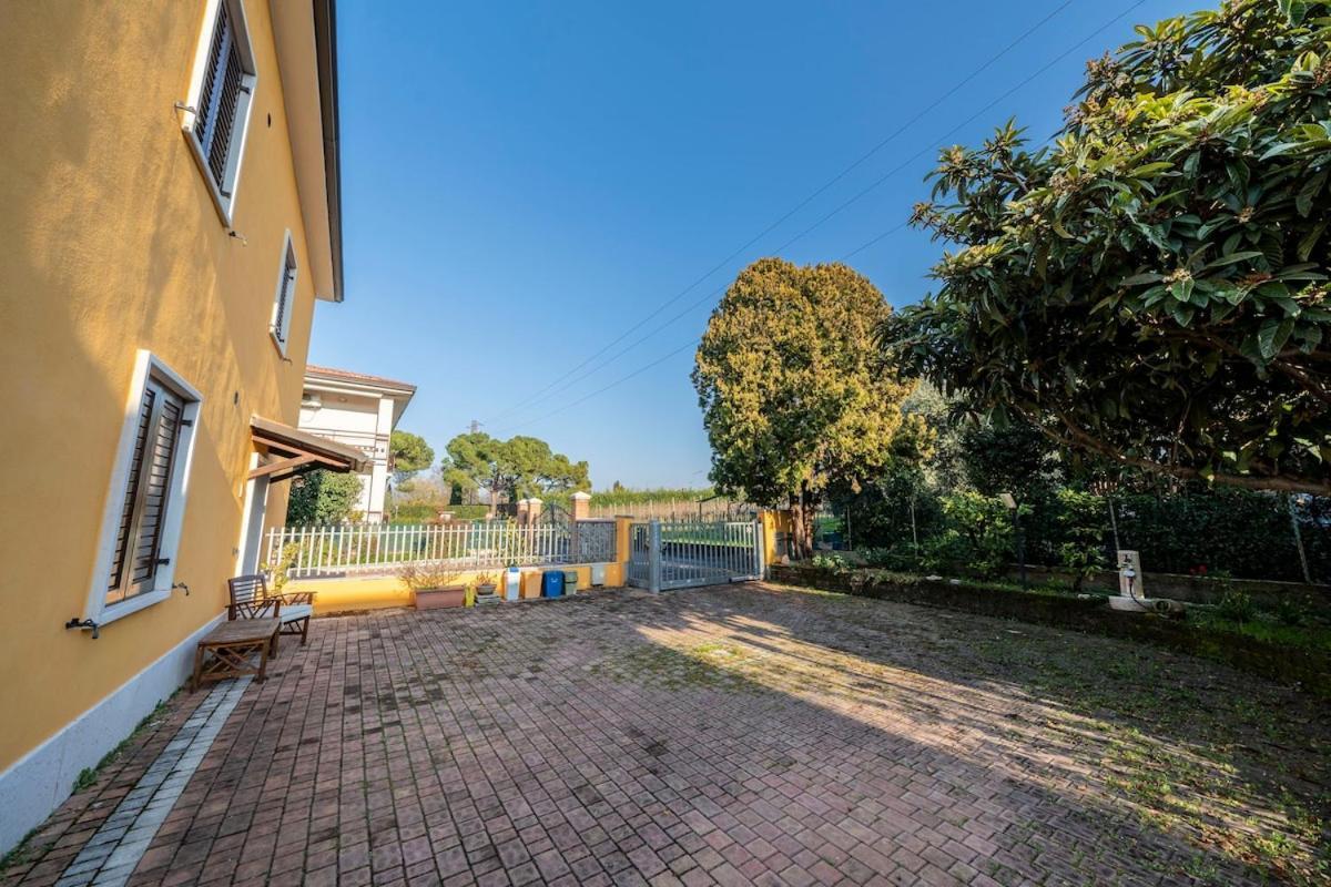 A Due Passi Da Gardaland Con Wi-fi Veloce E Aria Condizionata Ferienhaus Ronchi (Veneto)